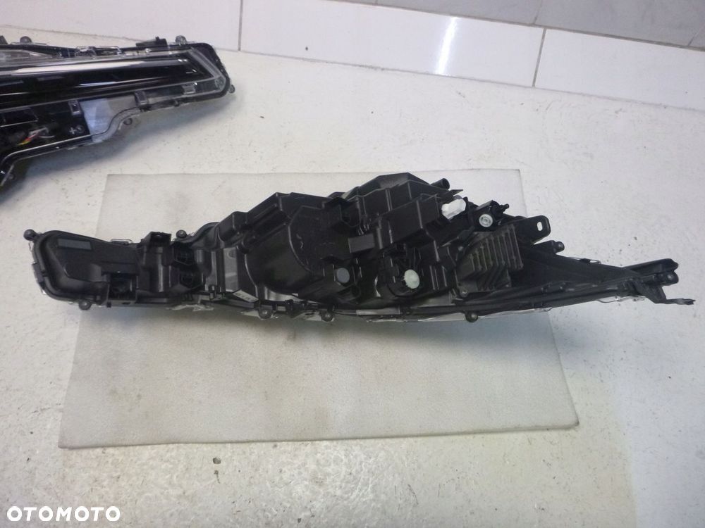 TOYOTA COROLLA E21 LIFT 22- LAMPA LAMPY REFLEKTOR REFLEKTORY PRZÓD PRZEDNIE PRAWA LEWA LED KOMPLET NOWE ORYGINAŁ - 6
