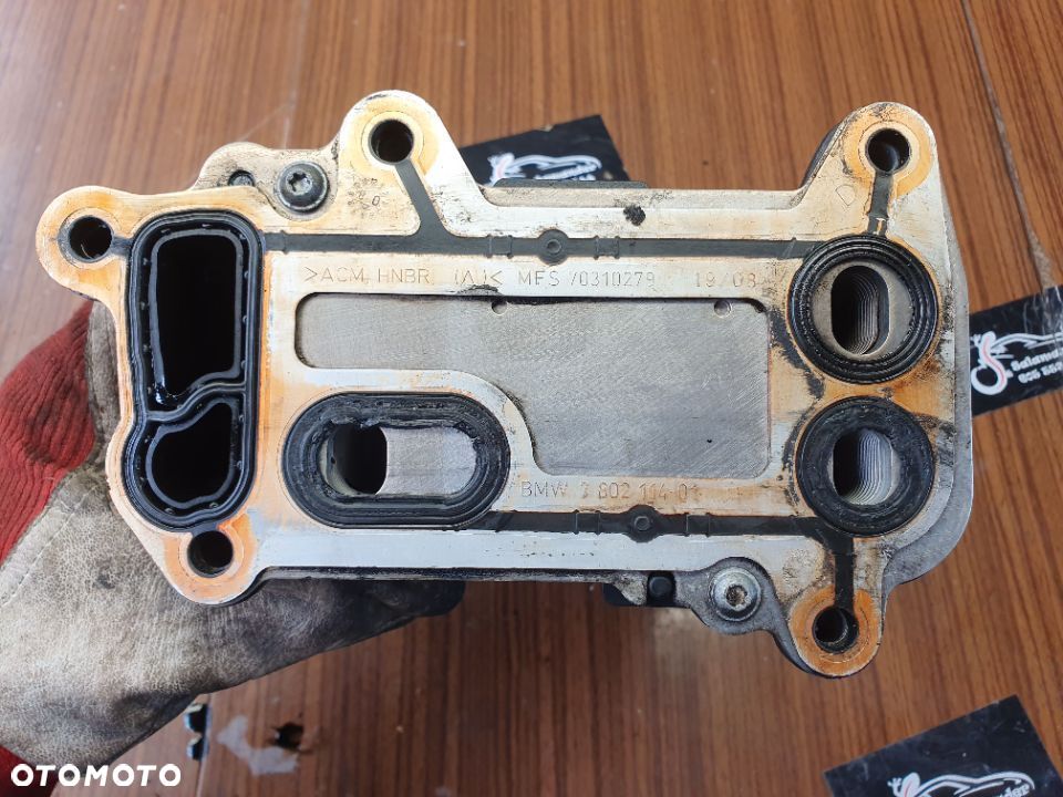 Obudowa Podstawa Filtra Oleju BMW 1 2 5 E87 E90 E81 E91 E60 2.0 D N 47 70346292 - 14