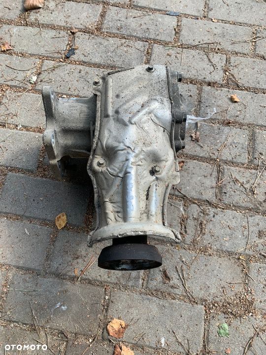 volvo xc60 2.4 d5 dyfer reduktor przekladnia katowa 31280844 - 1