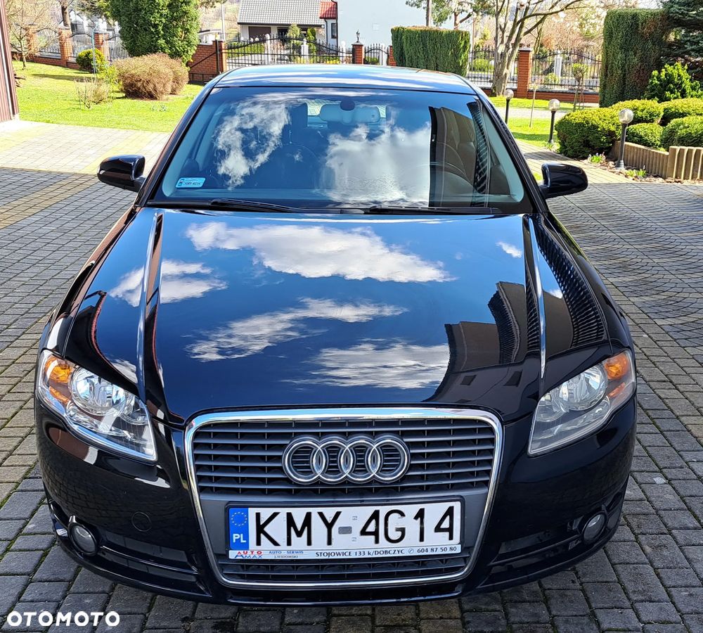 Audi A4 - 1