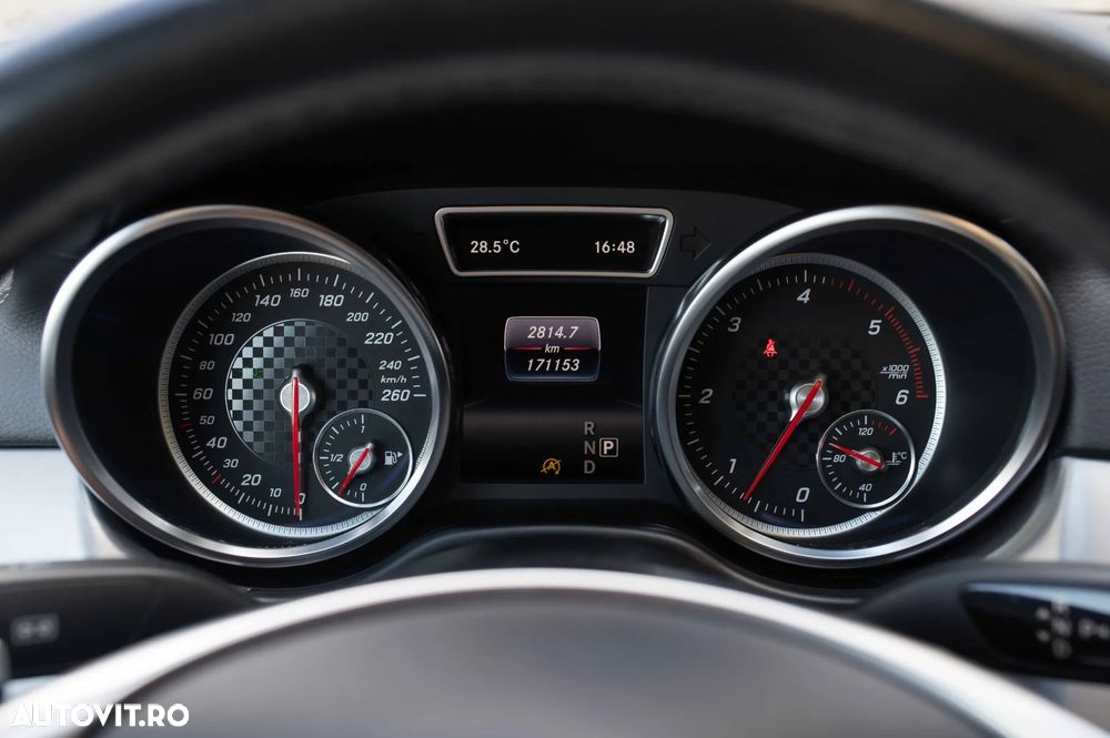 Mercedes-Benz GLE 350 d 4MATIC 9G-TRONIC AMG Line - 24