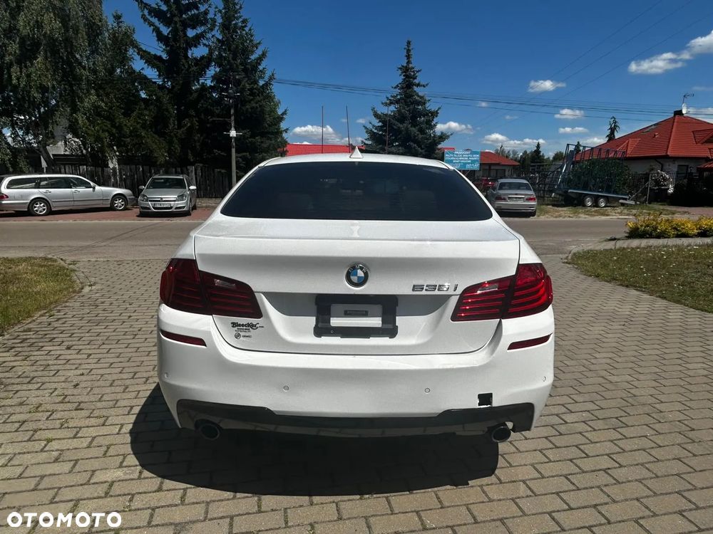 BMW Seria 5 535i Touring Sport-Aut Luxury Line - 36
