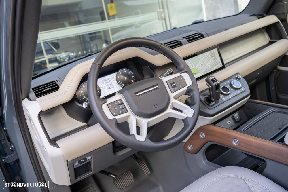 Land Rover Defender 3.0 I6 90 AWD SE - 10