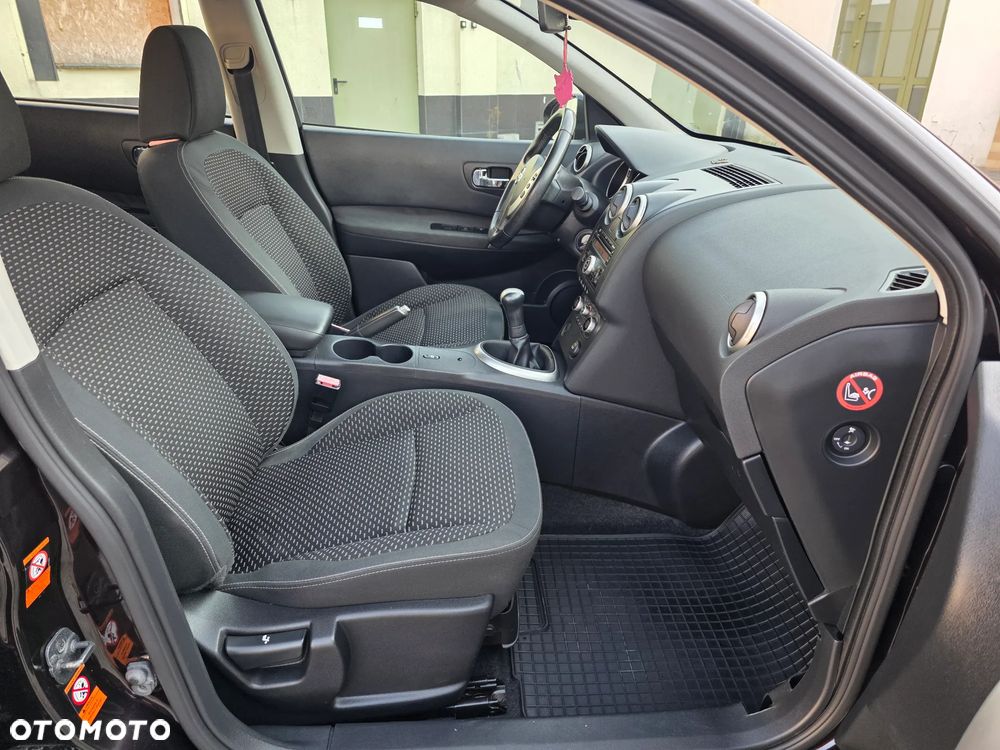 Nissan Qashqai 1.6 Acenta - 19
