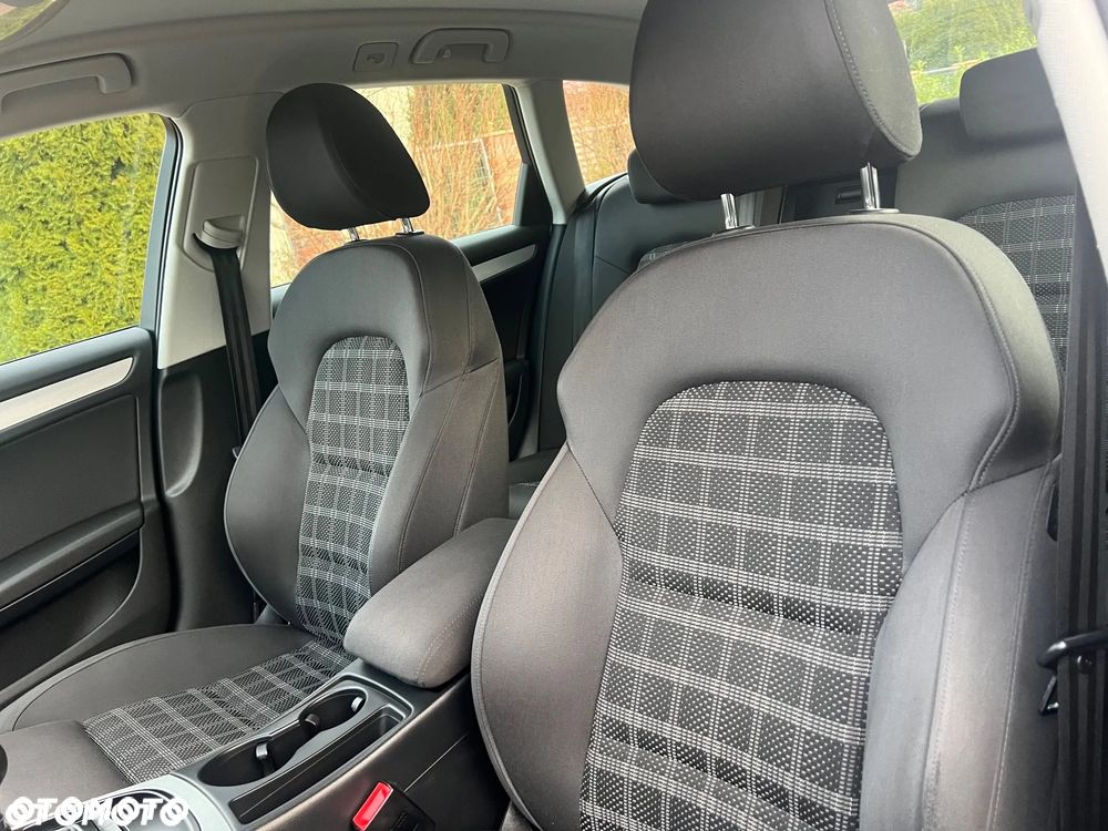 Audi A4 Avant 2.0 TDI - 19