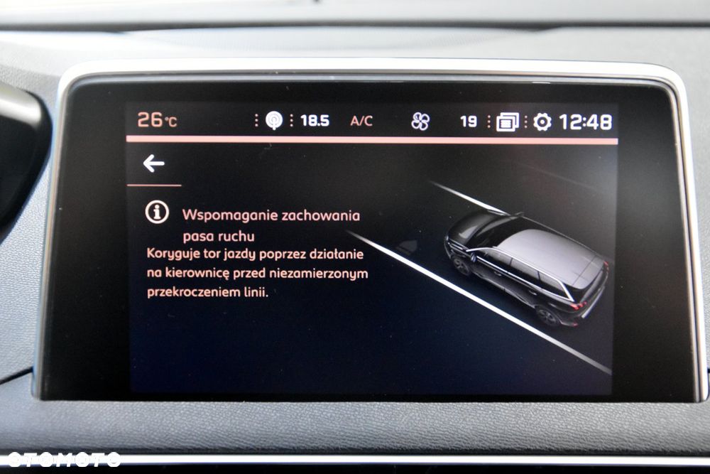 Peugeot 5008 THP 165 EAT6 Allure - 32