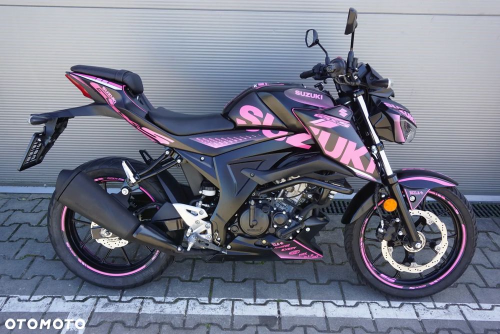 Suzuki GSX - 2