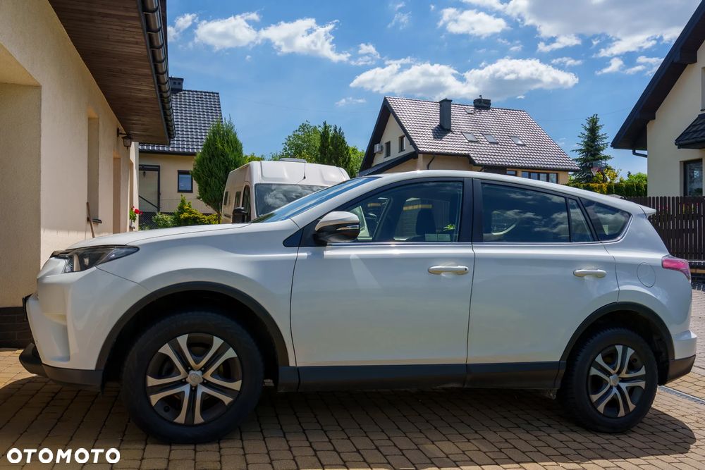 Toyota RAV4 2.0 D-4D Active 4x2 - 11