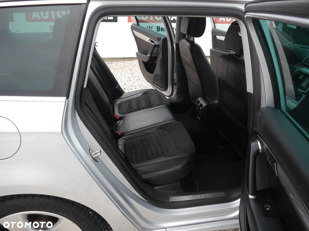 Volkswagen Passat 2.0 TDI BlueMotion Technology Highline - 19