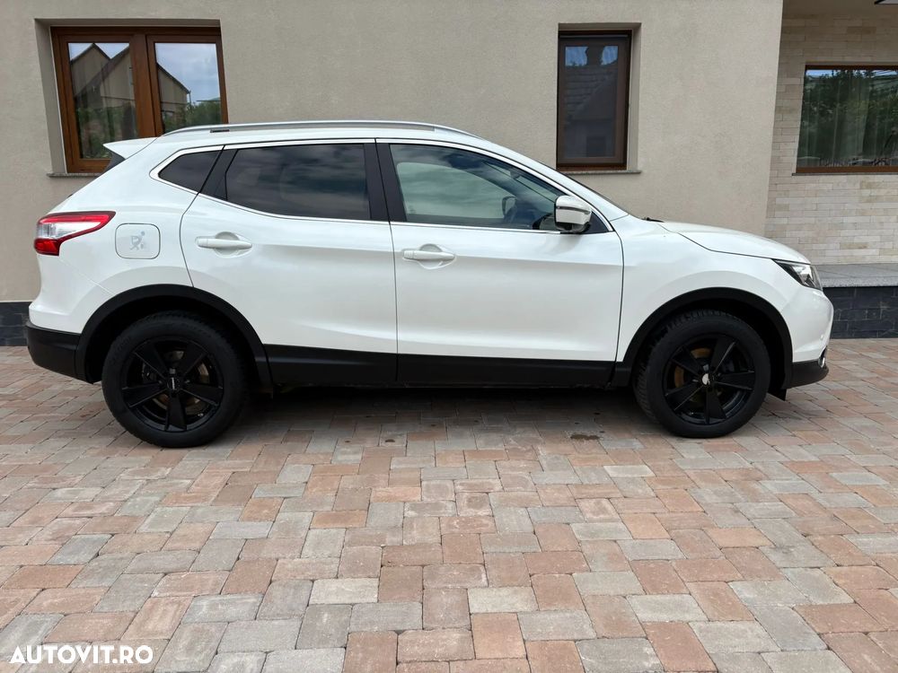 Nissan Qashqai 1.6 DCI 4 x 4 DPF tekna - 21