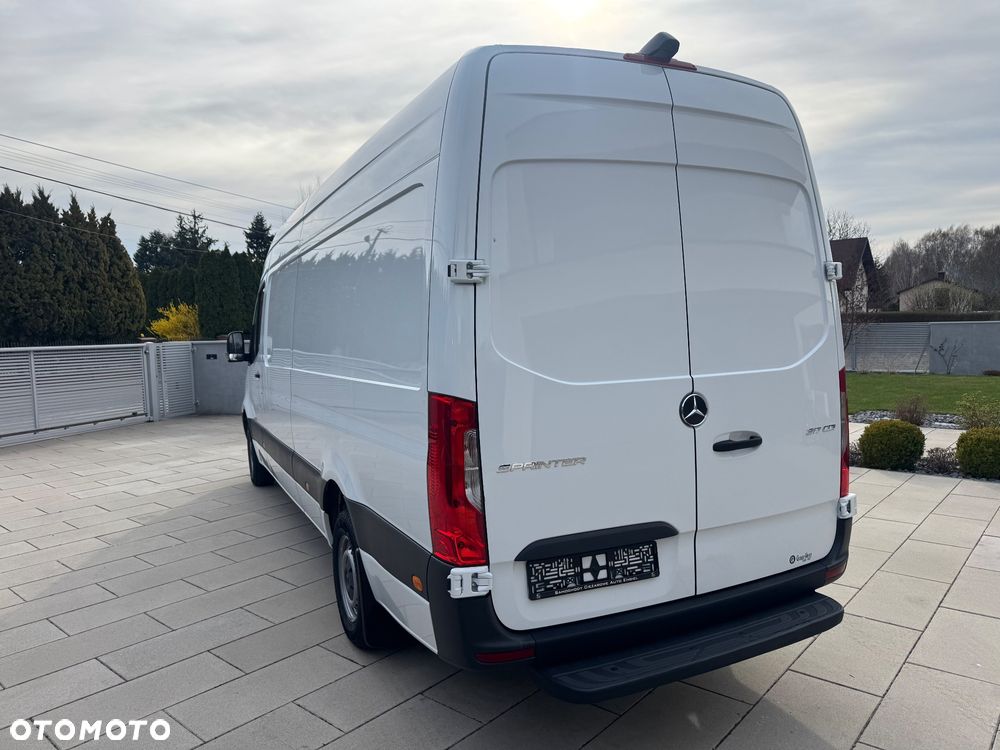 Mercedes-Benz Sprinter 317 CDI Maxii - 11