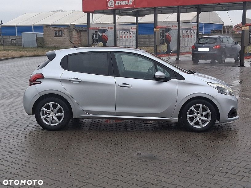 Peugeot 208 1.6 BlueHDi Active S&S - 4