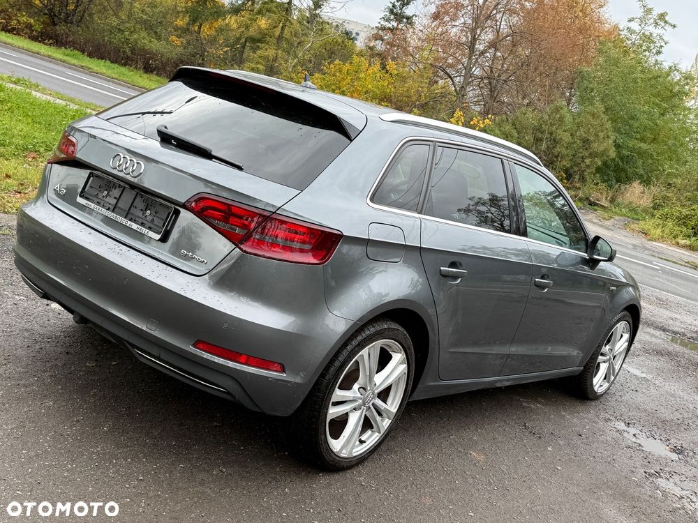 Audi A3 Sportback 1.4 TFSI g-tron S tronic Ambiente - 9
