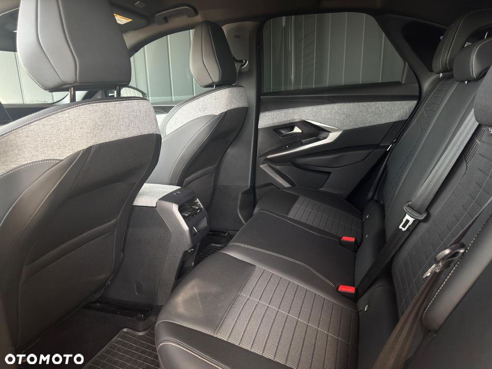 Peugeot 3008 1.2 PureTech mHEV Allure Pack S&S e-DCS6 - 10