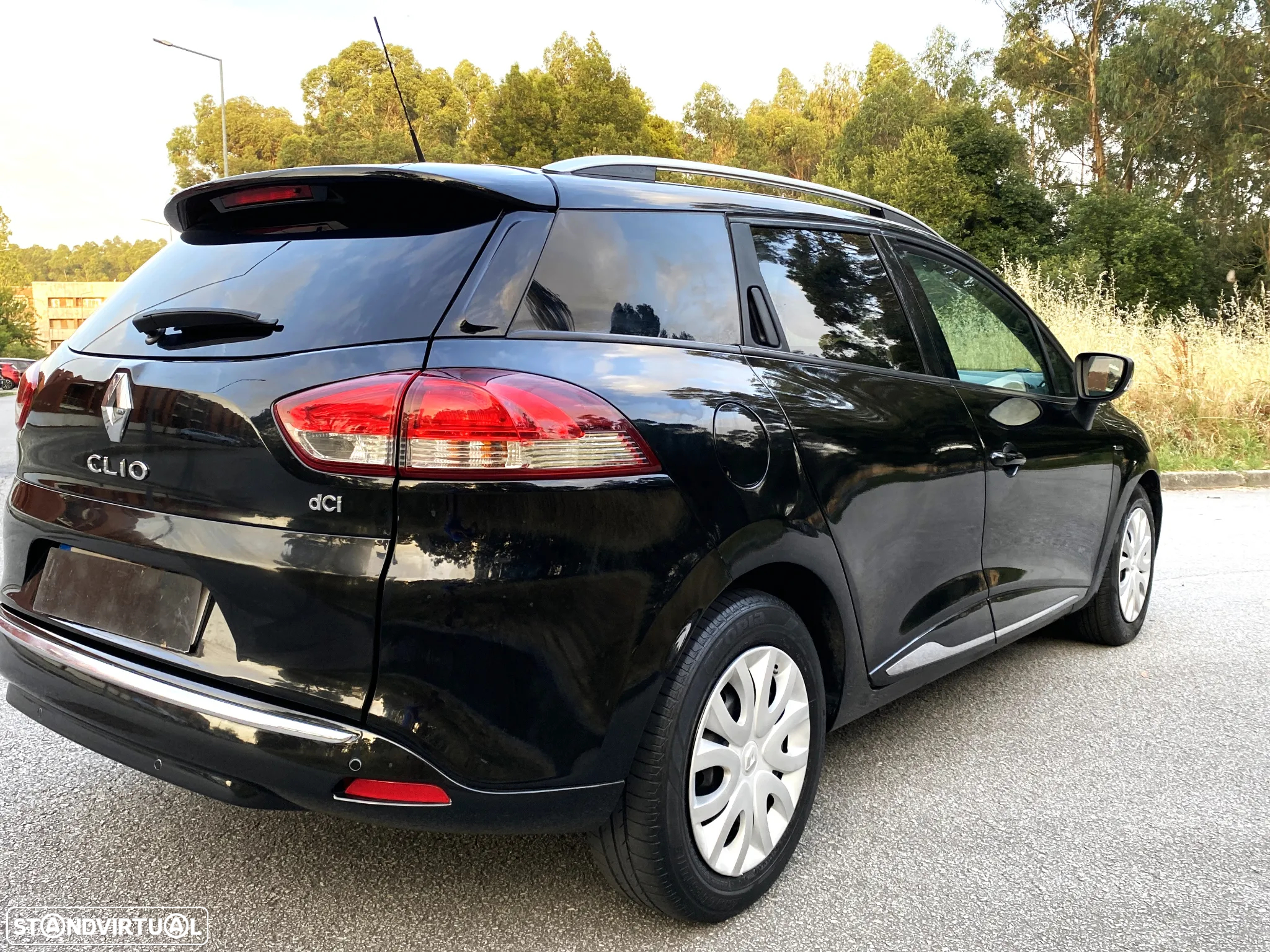 Renault Clio Sport Tourer 1.5 dCi Limited EDition - 24