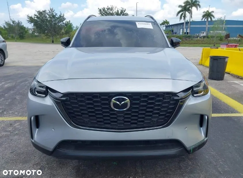 Mazda CX-90 - 12