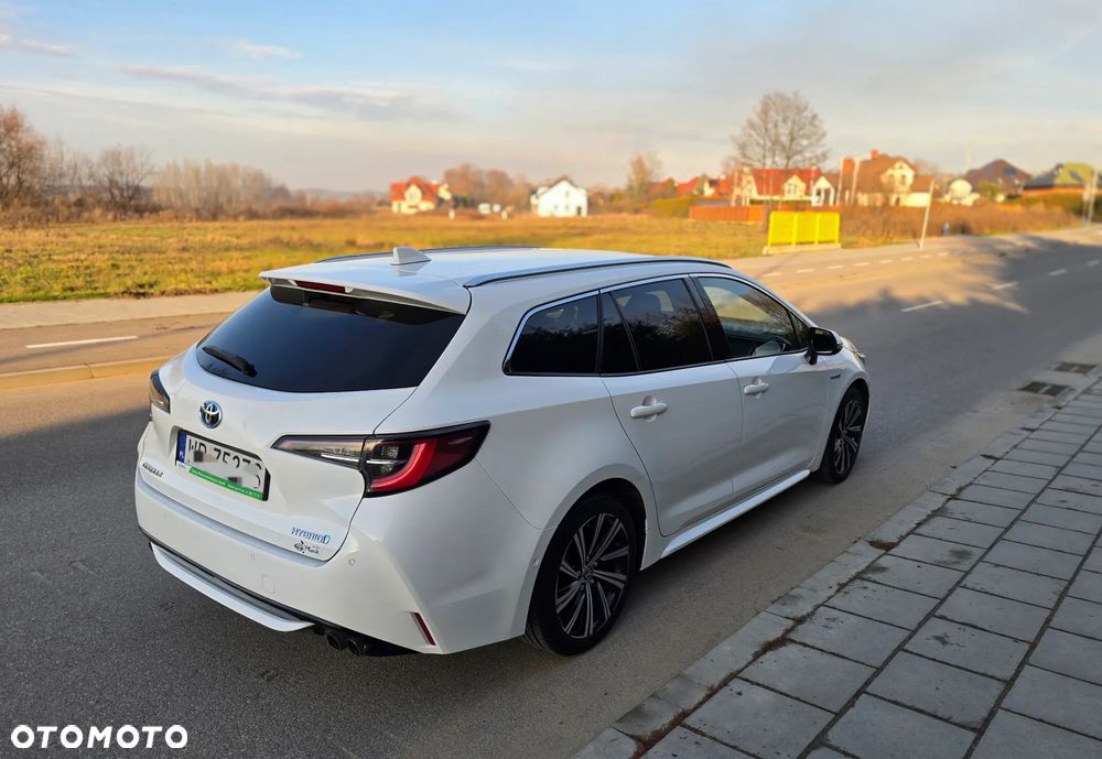 Toyota Corolla 2.0 Hybrid Comfort - 7