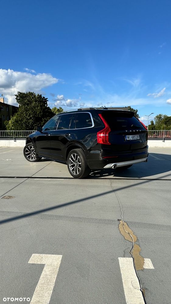 Volvo XC 90 D5 AWD Momentum - 3