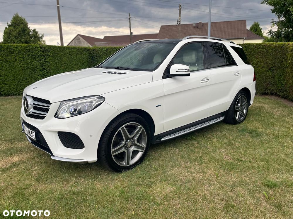 Mercedes-Benz GLE - 1