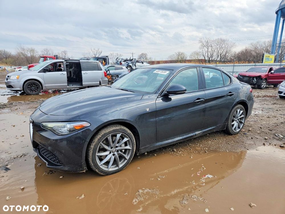 Alfa Romeo Giulia 2.0 Turbo 16V AT8-Q4 Ti