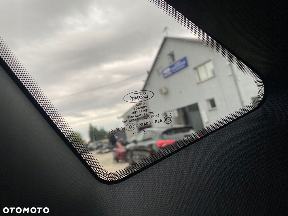 SZYBA KAROSERYJNA PRAWY TYŁ KUGA MK3 2022 - 2