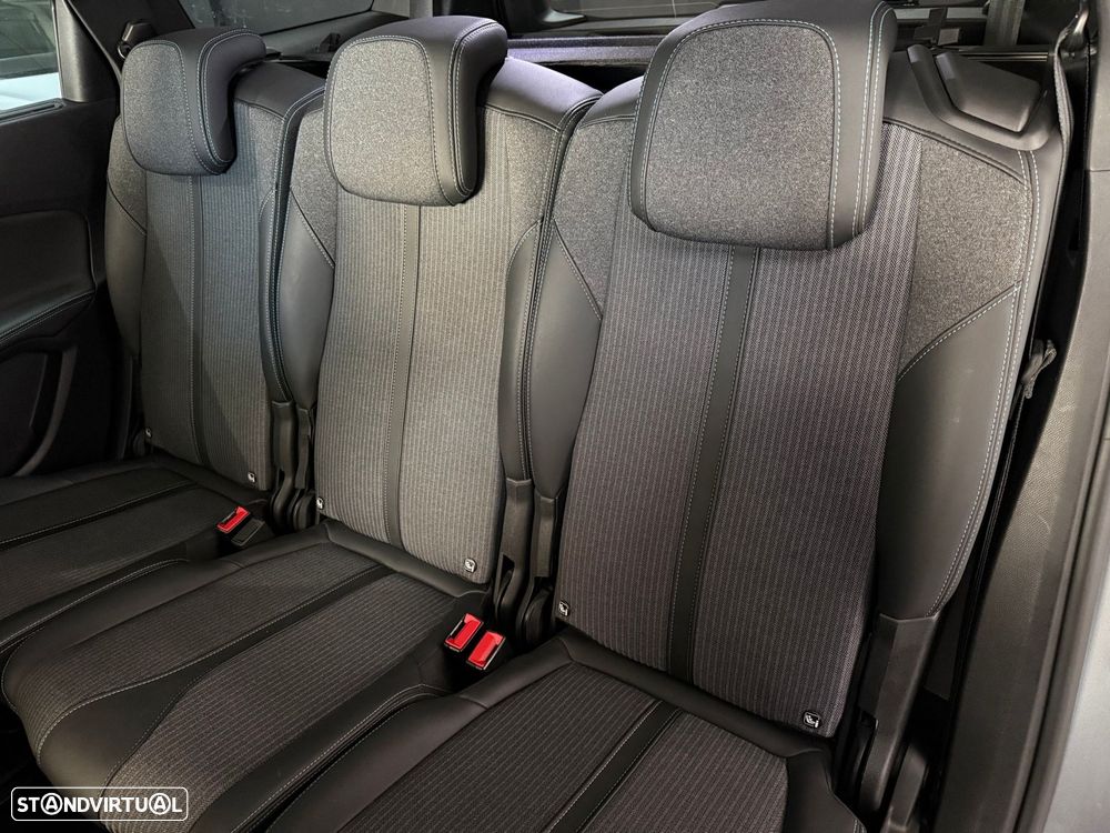 Peugeot 5008 1.5 BlueHDi Allure EAT8 - 16