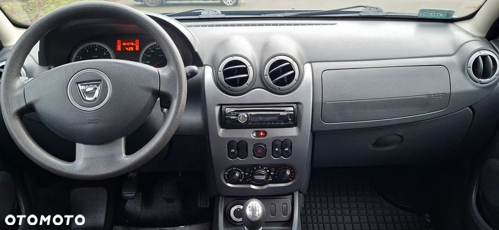 Dacia Duster 1.6 - 9