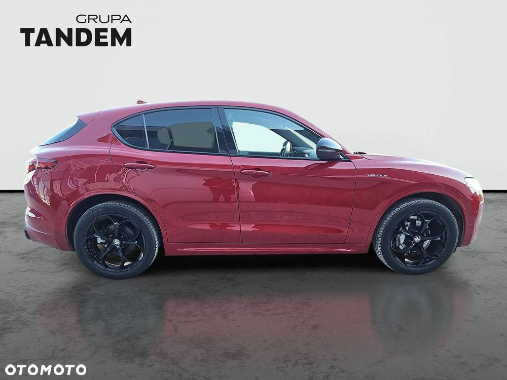 Alfa Romeo Stelvio - 5