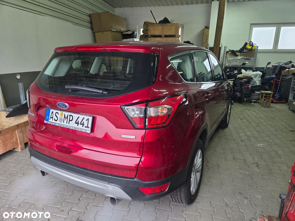 Ford Kuga 1.5 EcoBoost 4x4 SYNC - 4