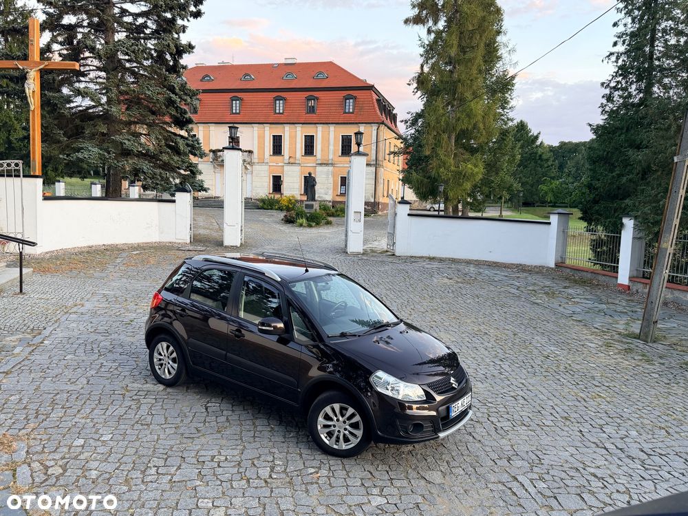 Suzuki SX4 1.6 VVT 4x4 Comfort - 4