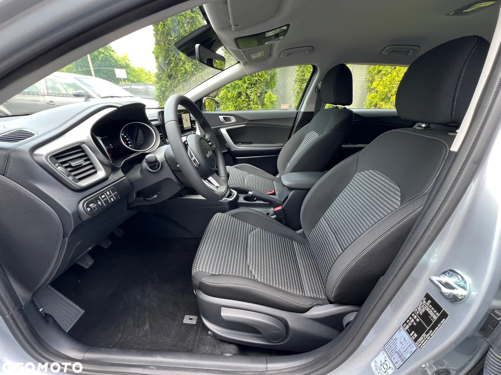 Kia Ceed 1.5 T-GDI M - 8