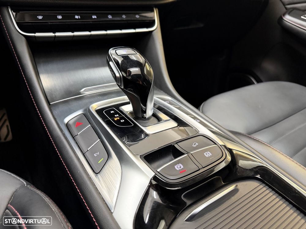 MG EHS 1.5 T-GDI Plug-in Hybrid Luxury - 28