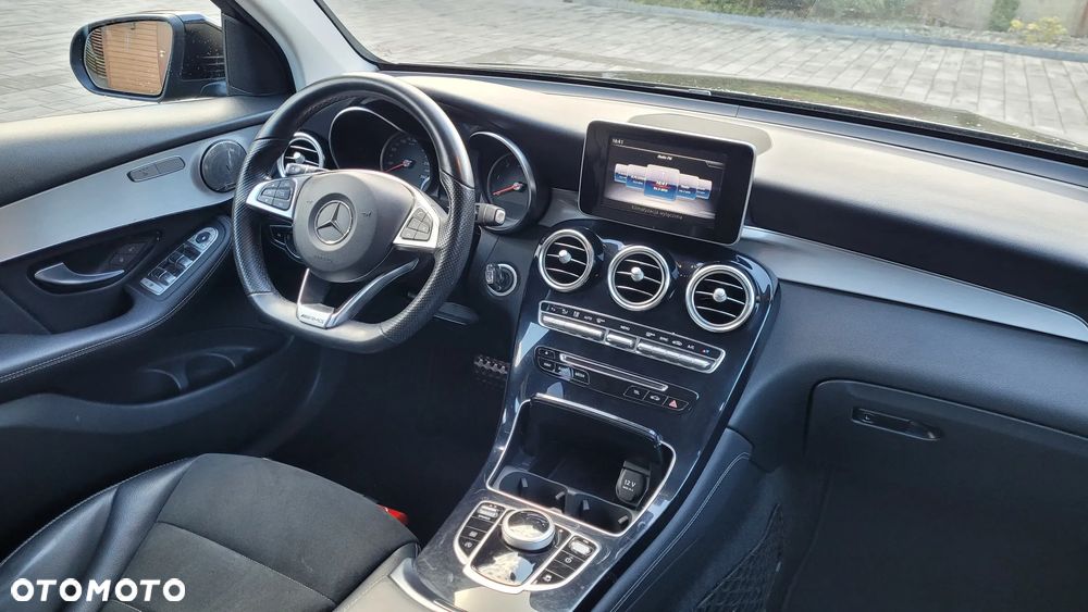 Mercedes-Benz GLC 220 d 4-Matic - 12
