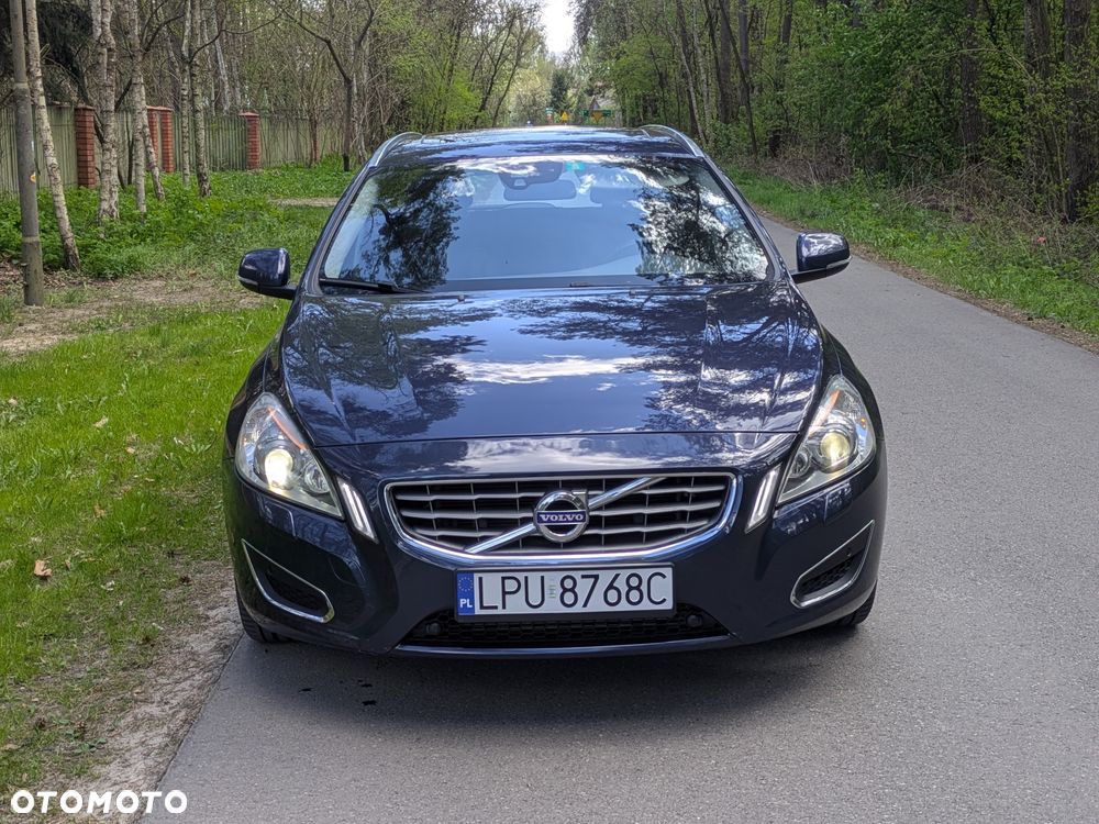 Volvo V60 D4 AWD Summum - 3