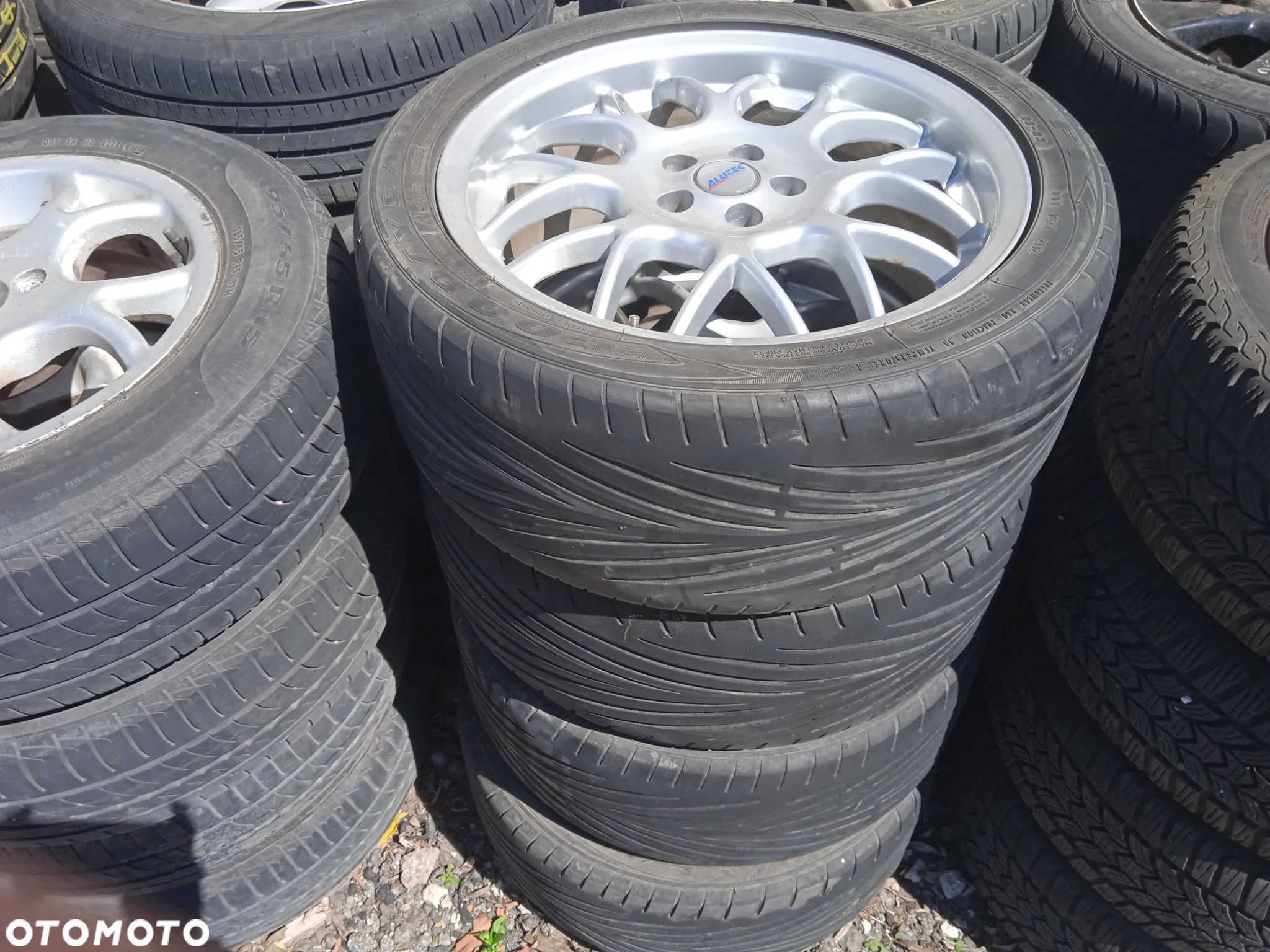 Alufelgi 17" Volvo Alutec  Et32 Evo 7 7.5Jx17H2 225/45ZR17 - 2