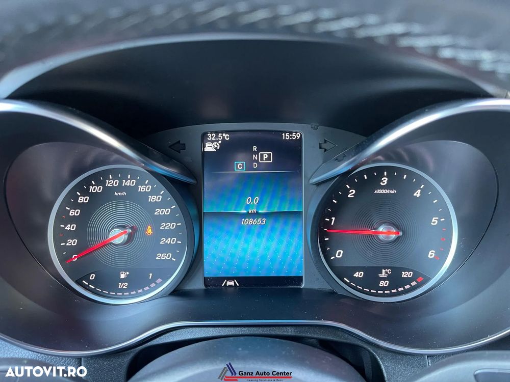 Mercedes-Benz GLC 300 d 4Matic 9G-TRONIC AMG Line - 22