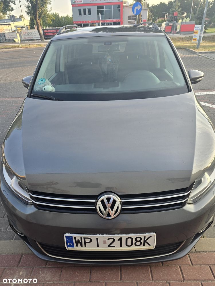 Volkswagen Touran - 1