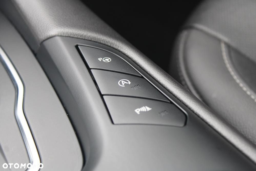 Ford Mondeo - 20