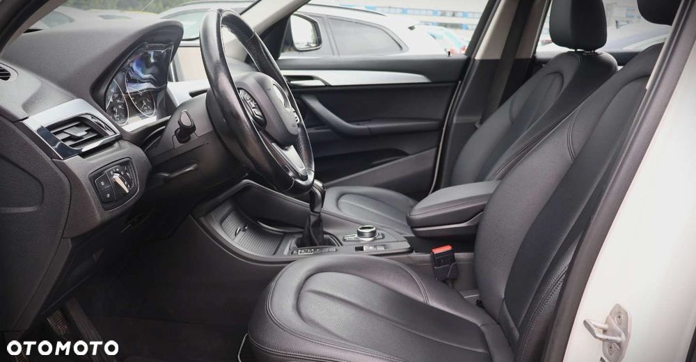 BMW X1 - 16