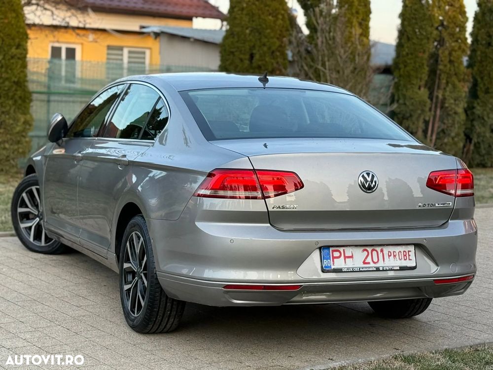 Volkswagen Passat 2.0 TDI (BlueMotion Technology) Comfortline - 3