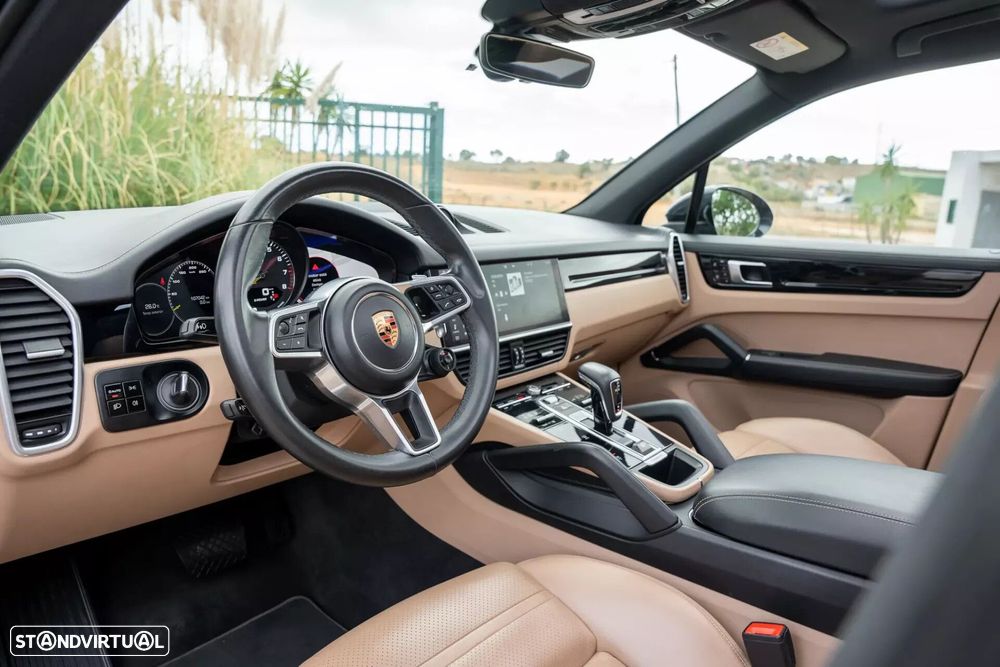 Porsche Cayenne - 20