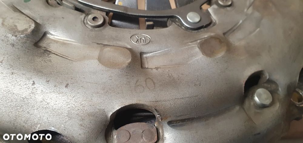Sprzęgło tarcza docisk koło dwumas LUK VW Passat B6 2.0 TDI - 8