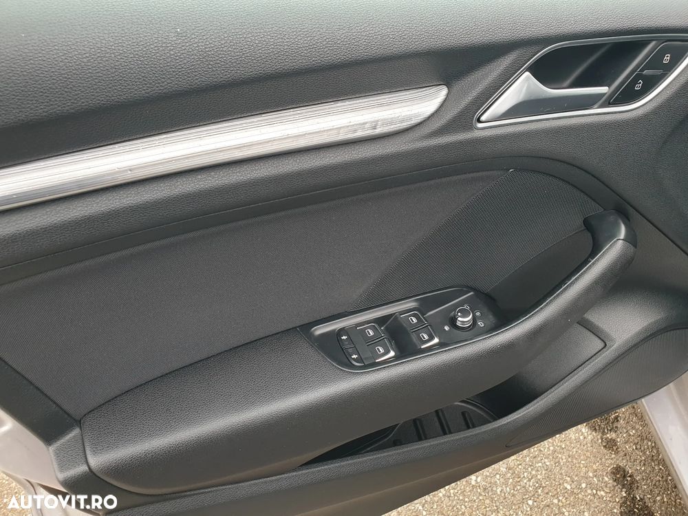 Audi A3 1.4 TFSI cylinder on demand Limousine S tronic Attraction - 23