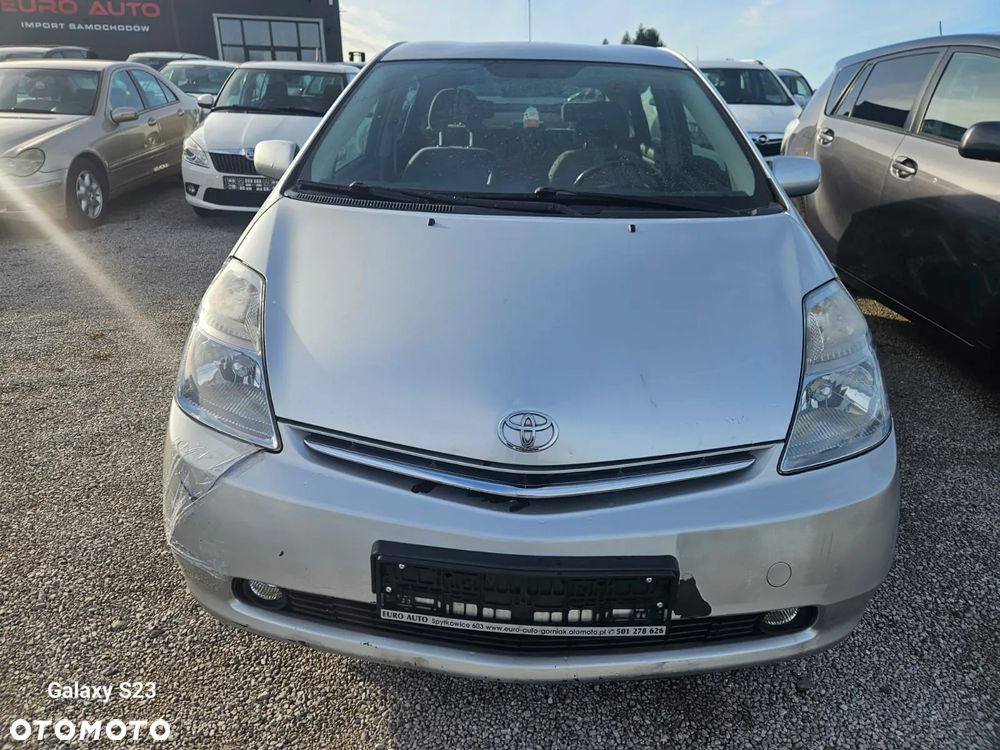 Toyota Prius 1.5 VVT-i Sol - 2