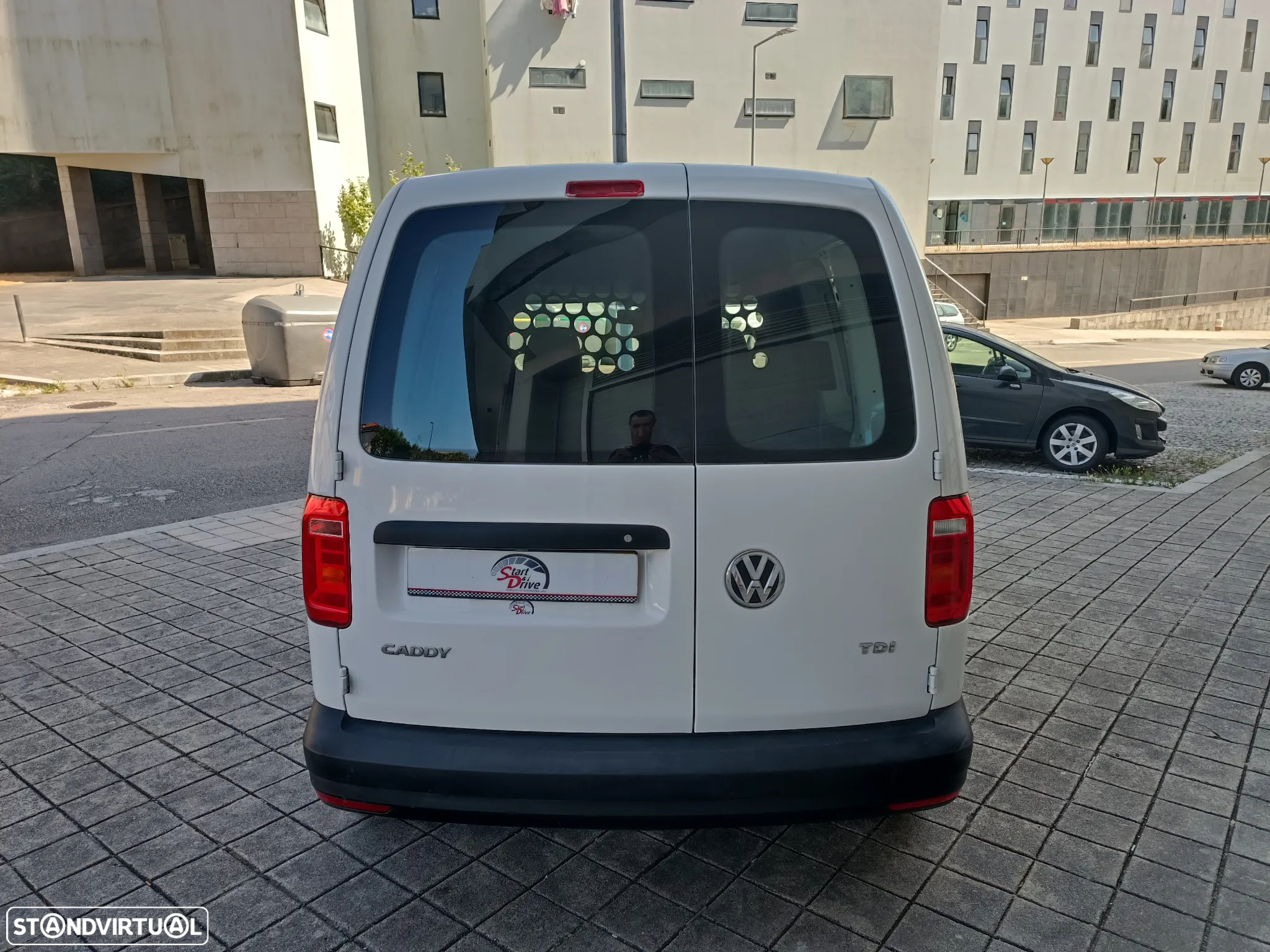 VW CADDY 2.0 TDI apenas 180 mil , nova - 9