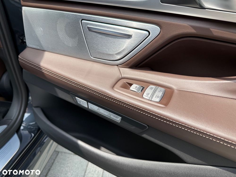 BMW Seria 7 750Ld xDrive - 30
