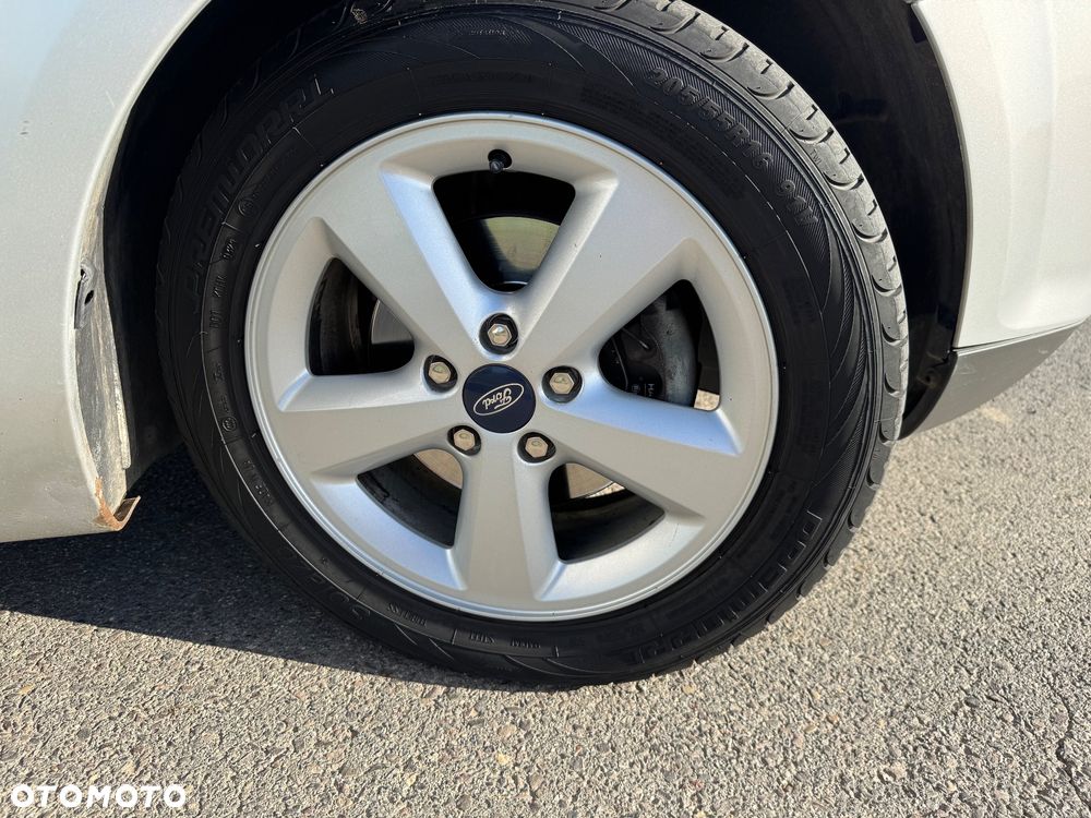 Ford Focus - 16