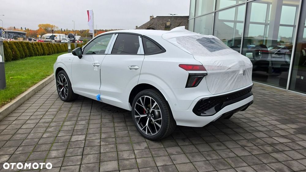 Audi Q3 Sportback - 3