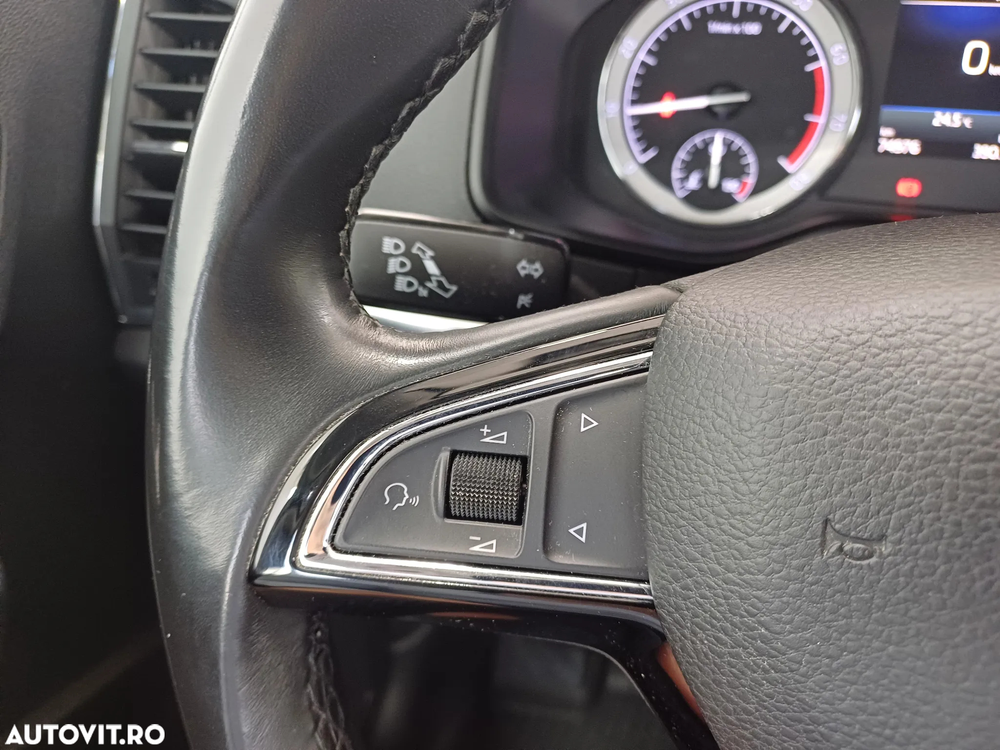 Skoda Karoq 1.5 TSI DSG Style - 12