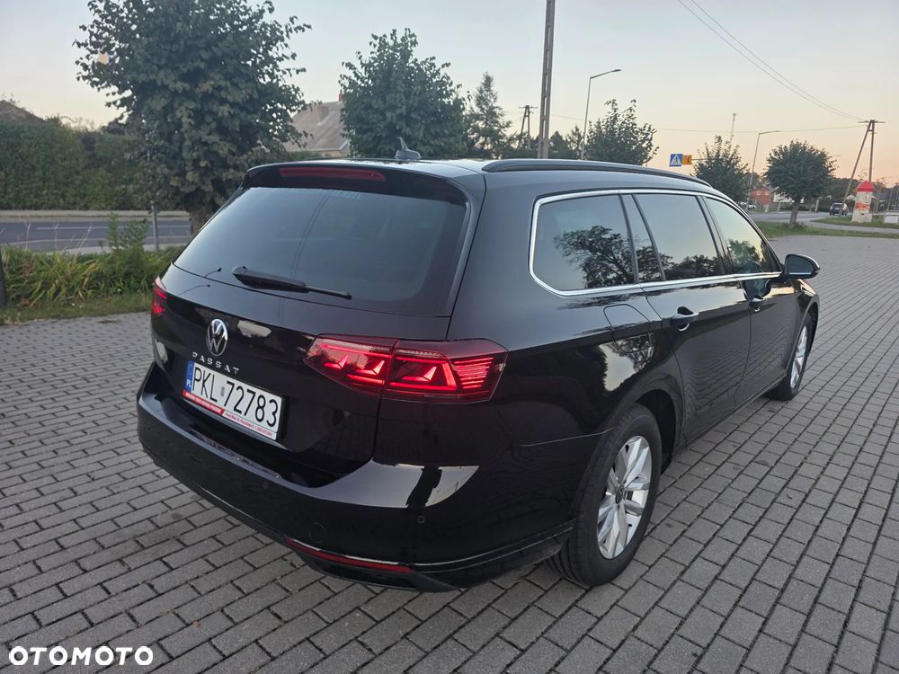 Volkswagen Passat 2.0 TDI SCR Style DSG - 11